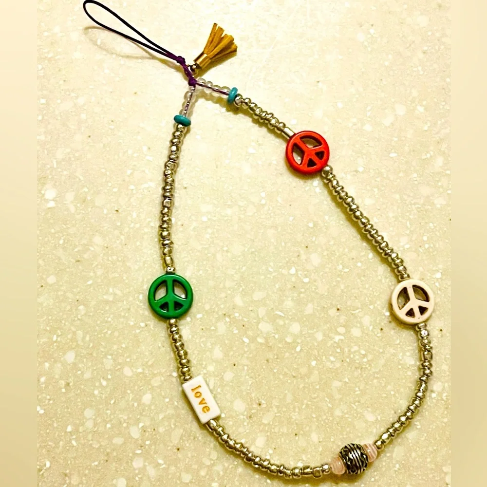 Phone String! ☮️ - Picture 1 of 7
